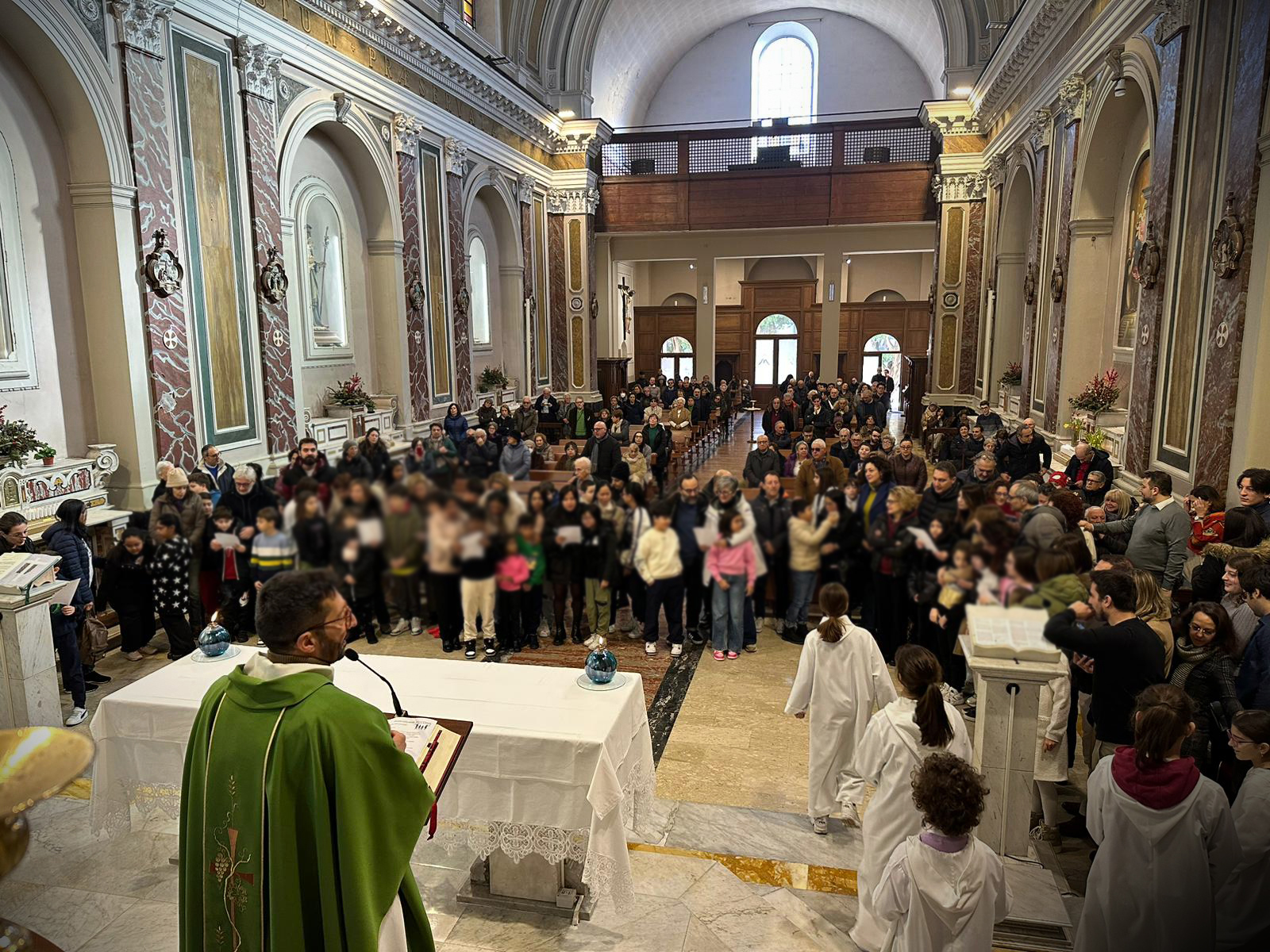 Famiglia Della Parrocchia alla Festa dell'Eccomi